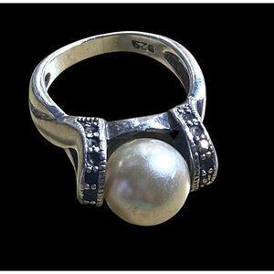 Marcasite Sterling Silver Size 6
